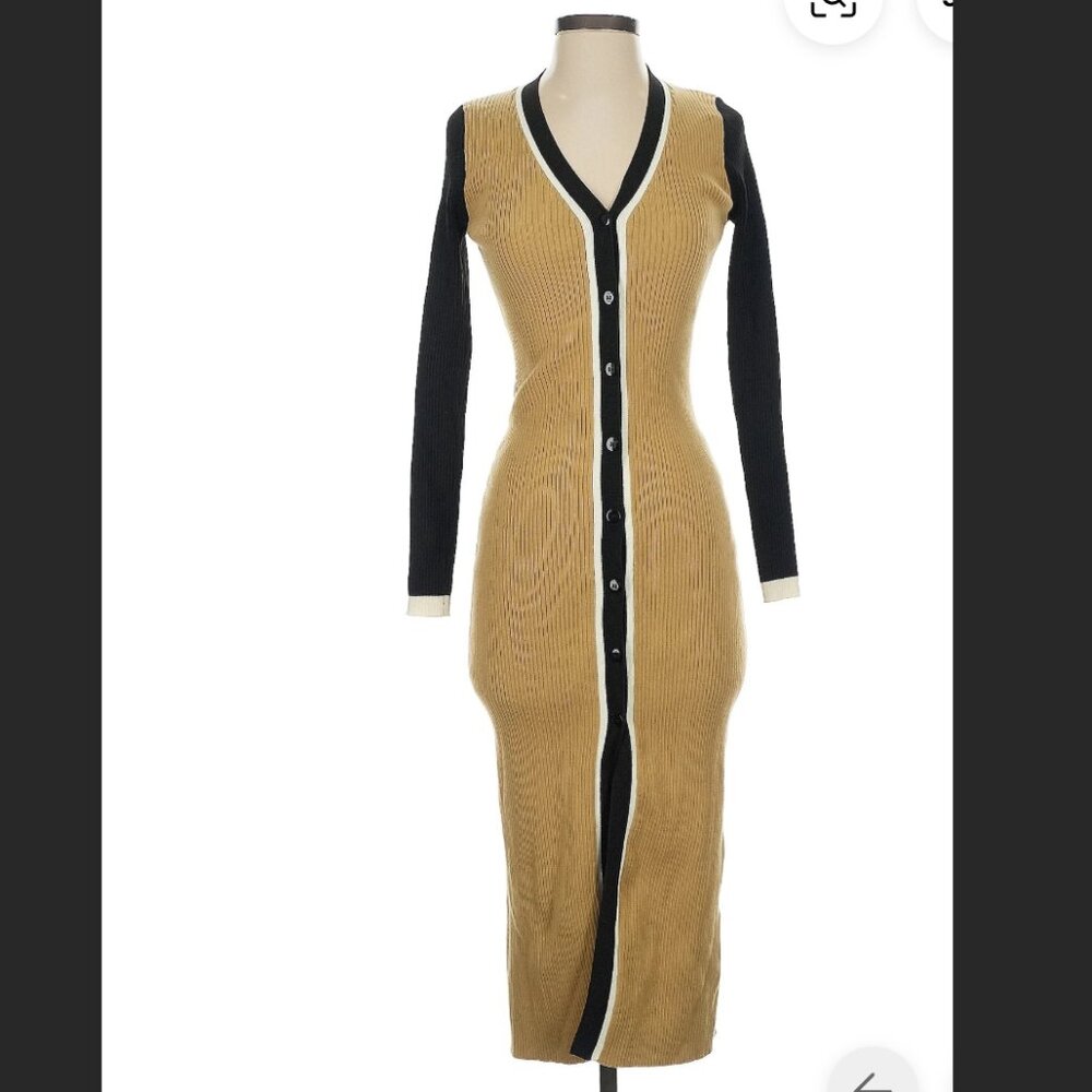 DEE ELLY TAN RIBBED BUTTON UP SWEATER